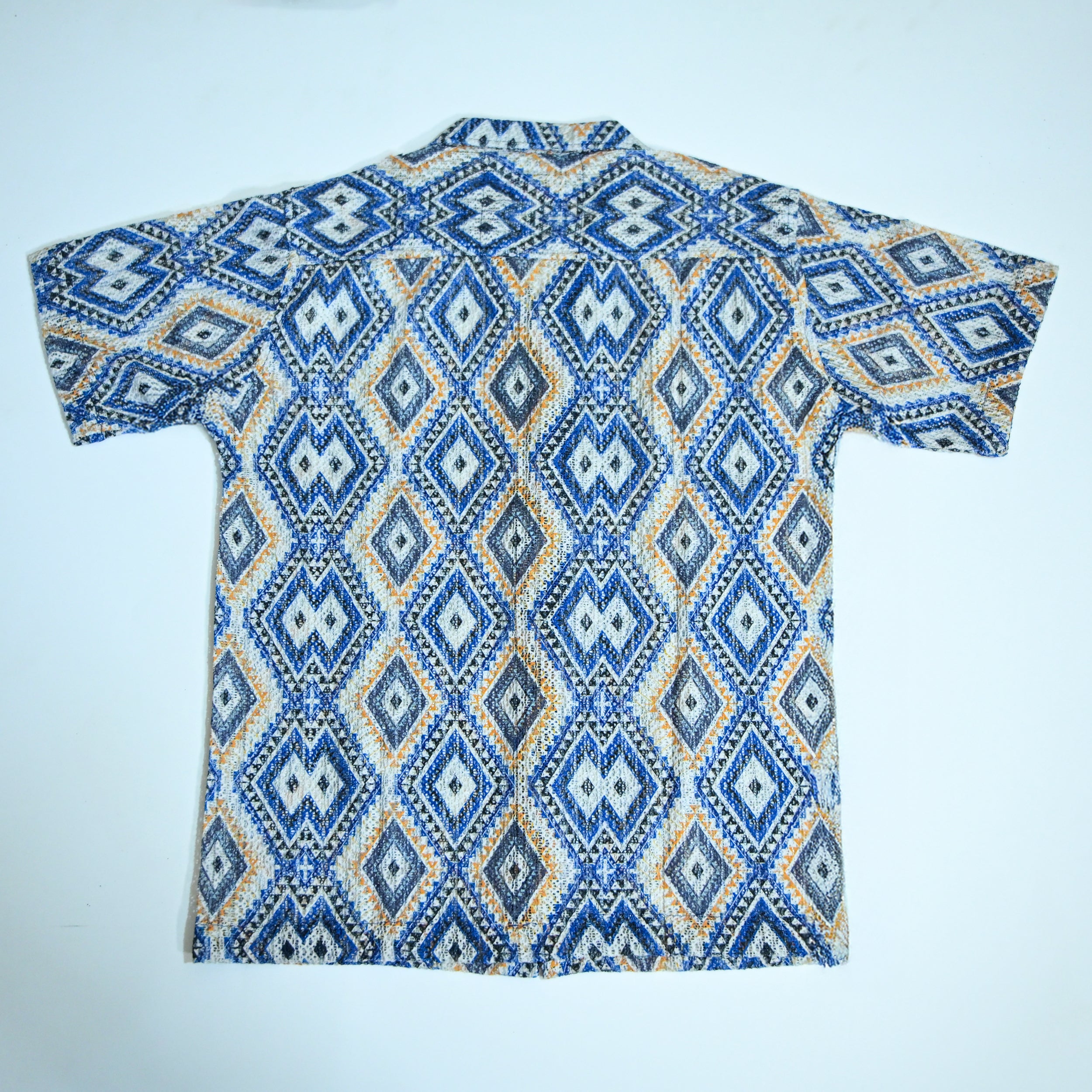 Borumz Crochet-Inspired Geometric Print Cuban Collar Shirt – Boxy Fit
