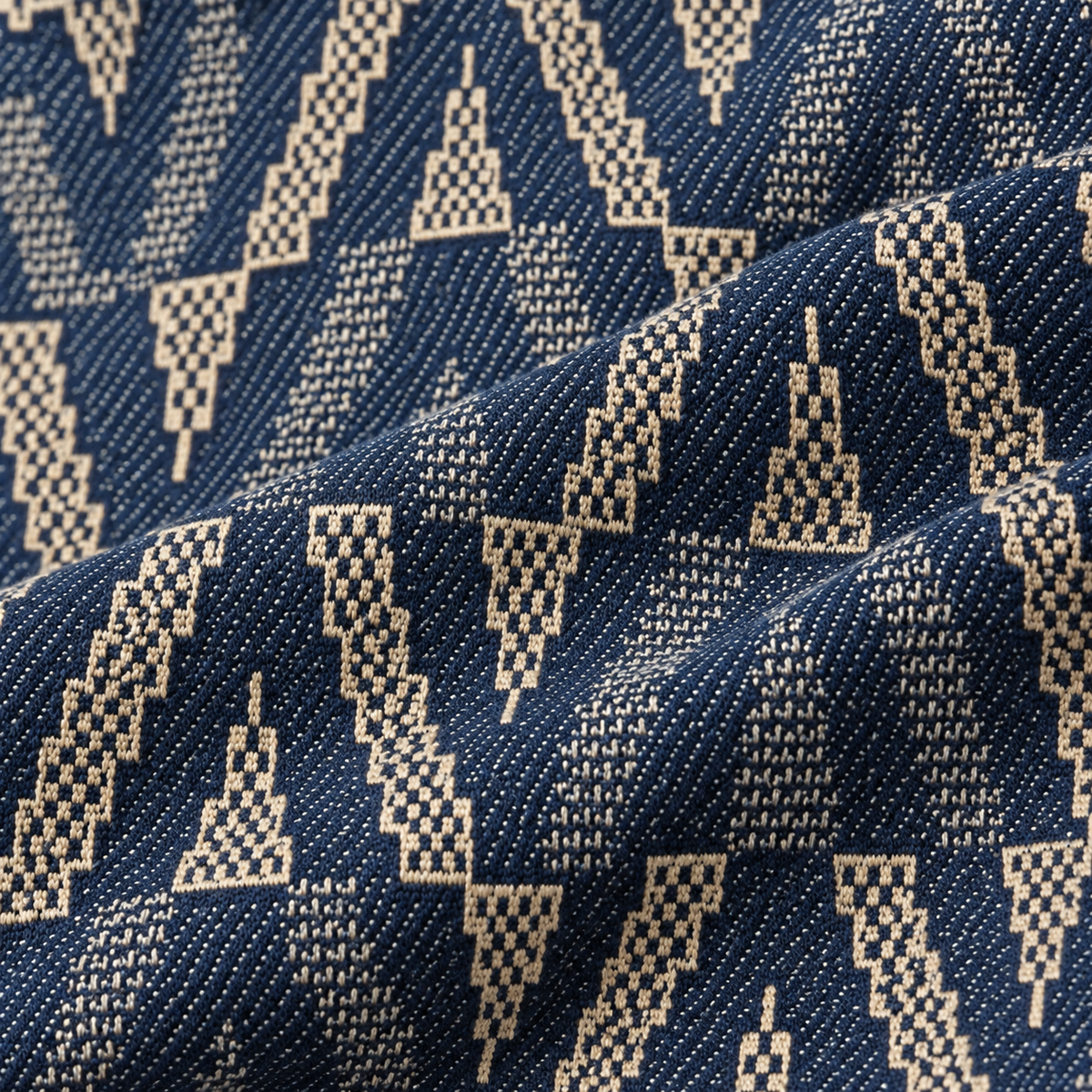 Geometric Chevron Jacquard Zip-Up Jacket
